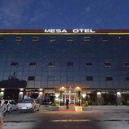 Mesa Hotel Batman Bagian luar foto