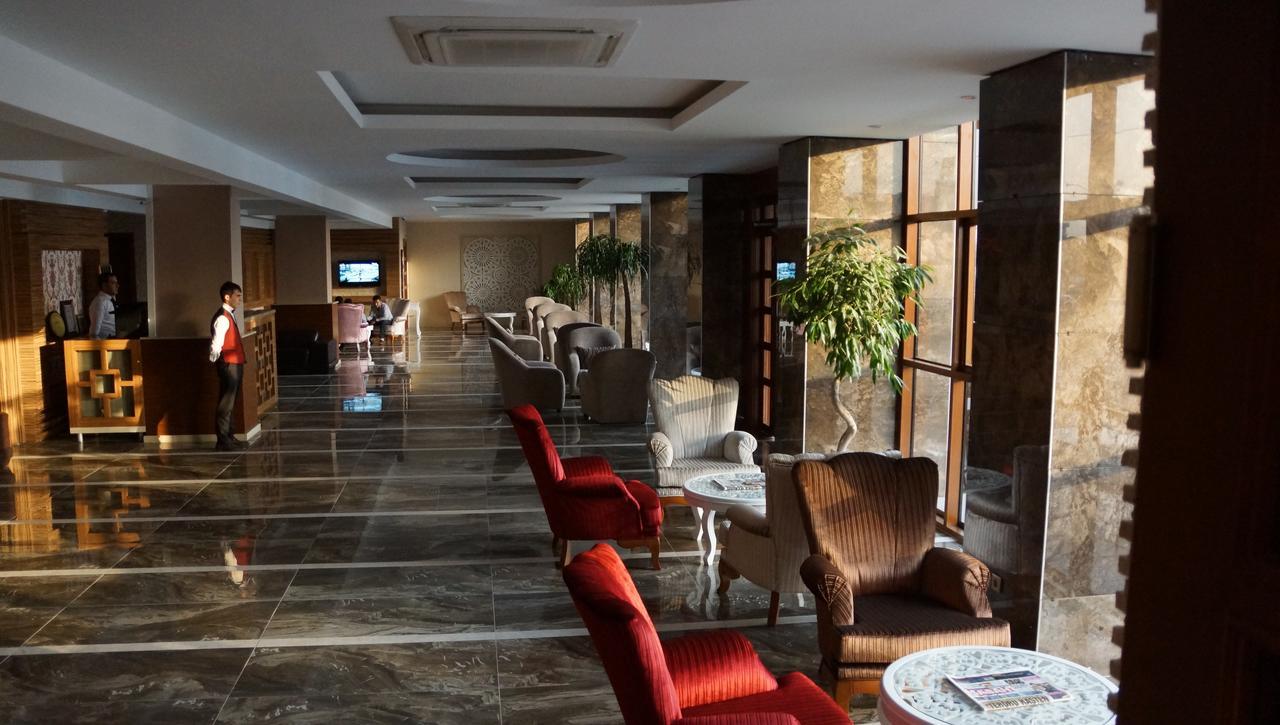 Mesa Hotel Batman Bagian luar foto