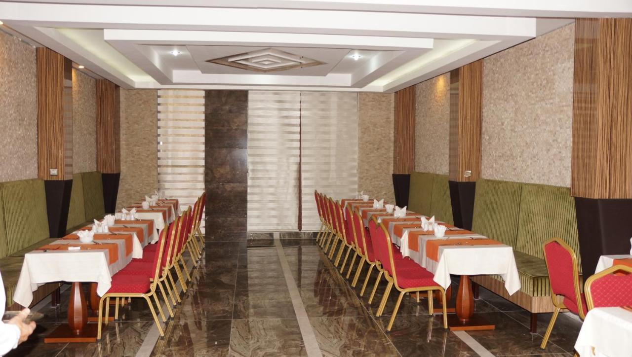 Mesa Hotel Batman Bagian luar foto